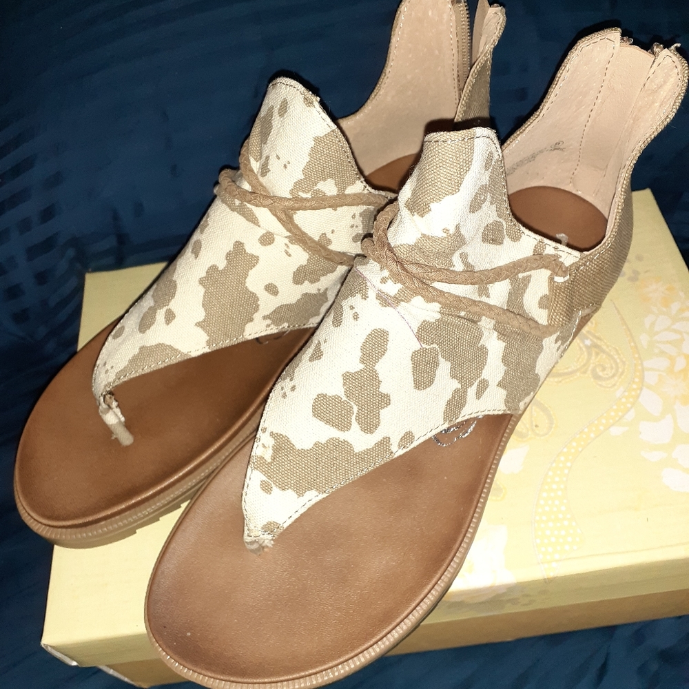 Very G thong sandals